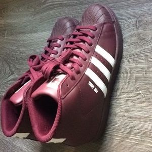 Adidas shoe burgundy and white